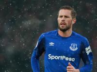 开云下载-掌控节奏，爆冷传奇，上海男篮如何用克莱式智慧击溃雄鹿