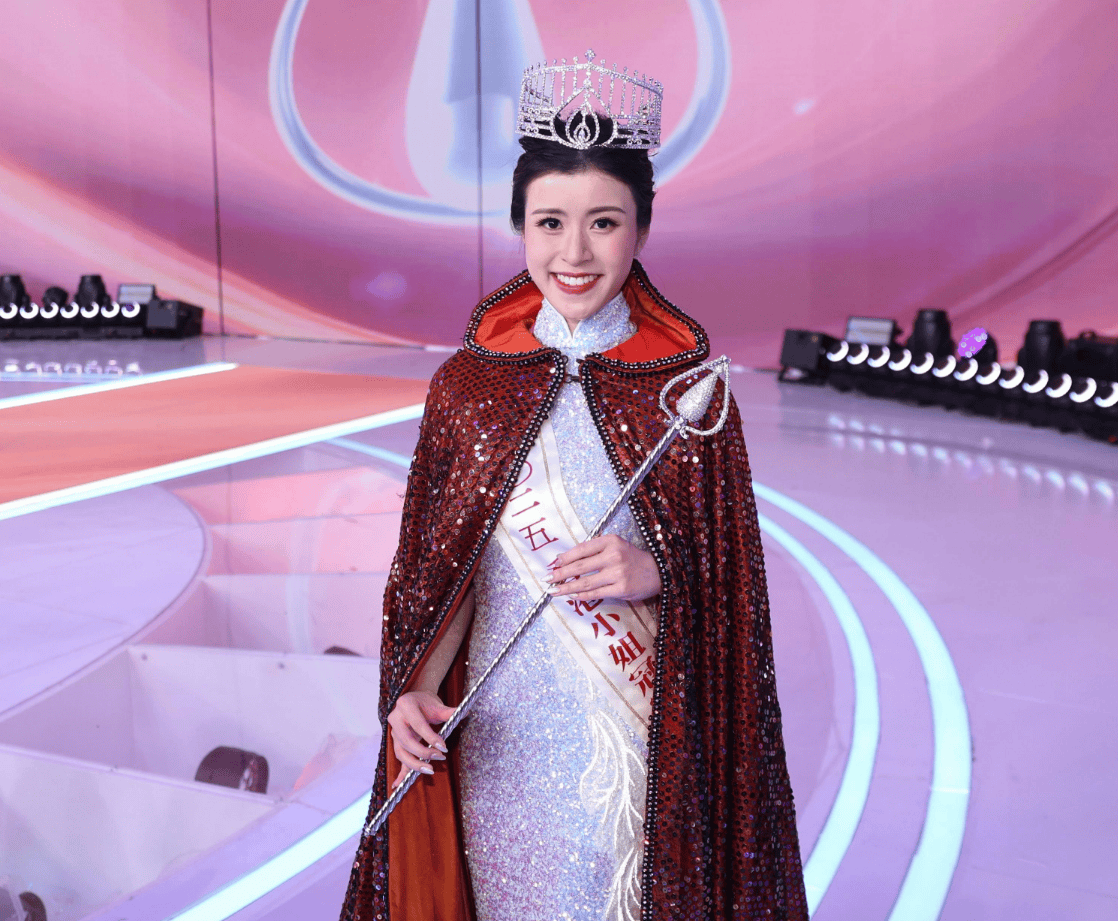 法国运动员势如破竹，勇夺桂冠的简单介绍