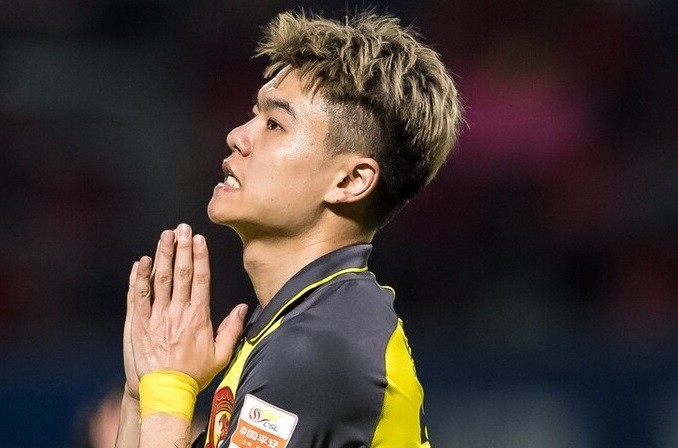 关键时刻，球队面临千钧一发