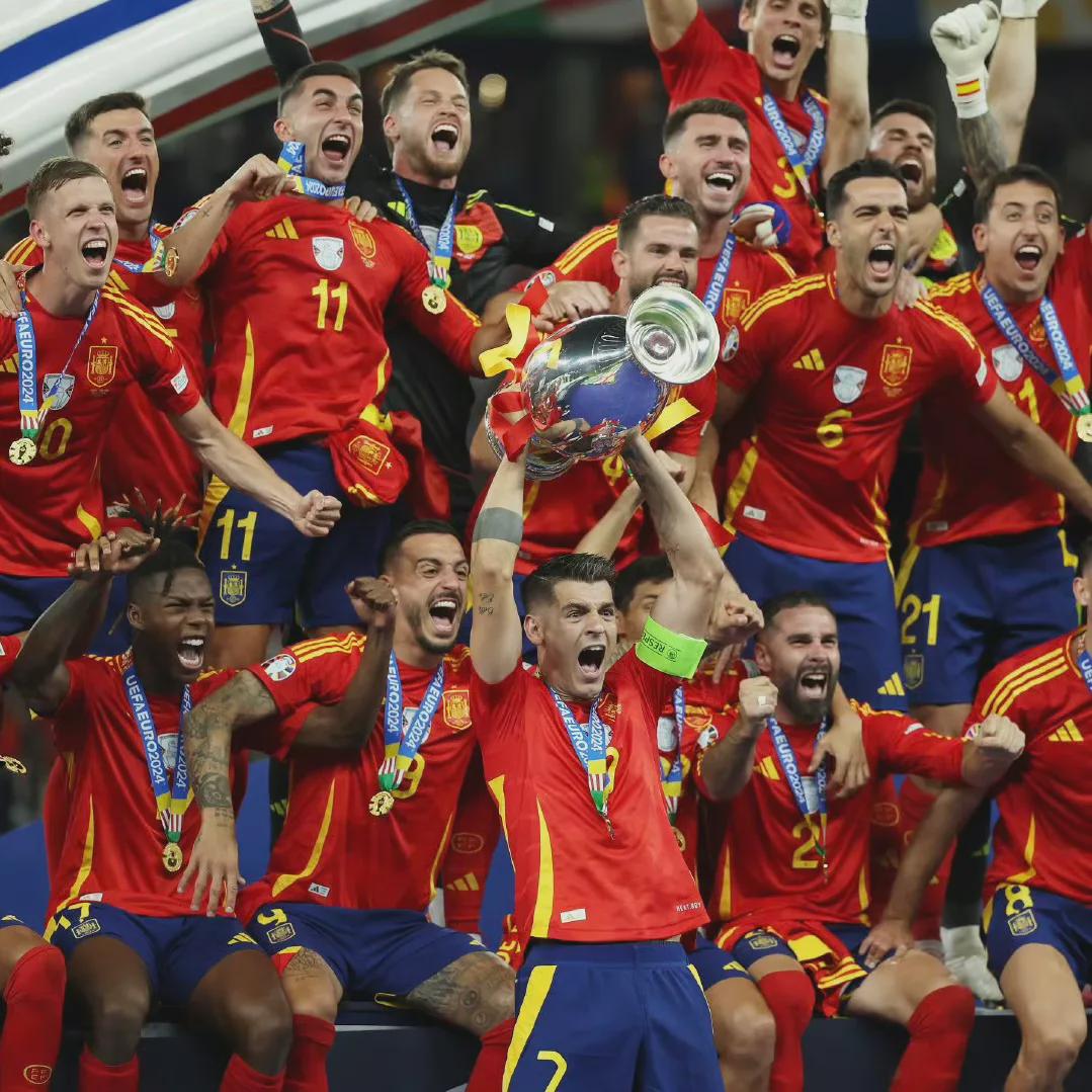 欧洲杯赛事热火朝天，顶尖球星齐聚一堂的简单介绍