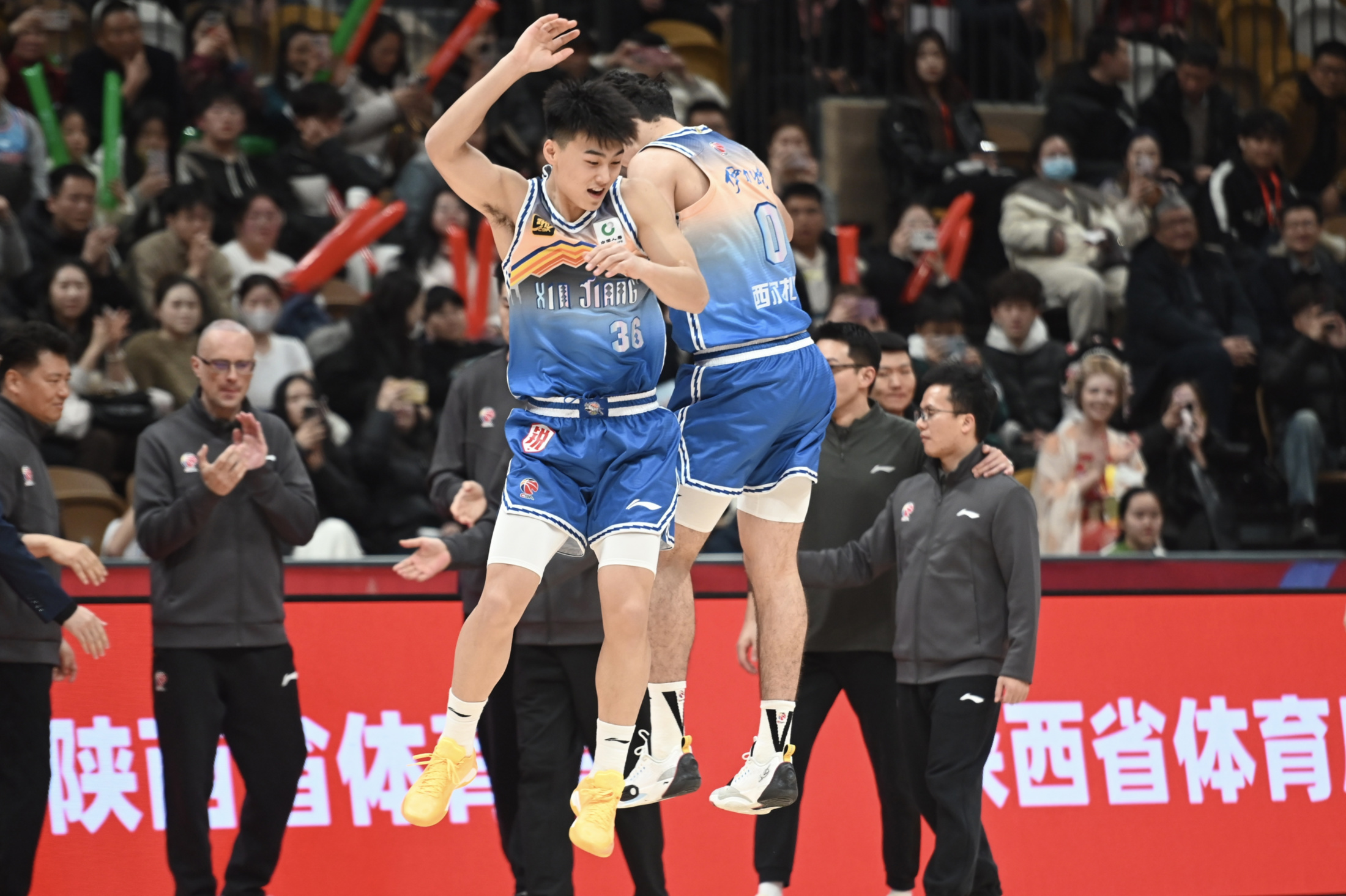 包含北京队大胜新疆队，主场气势如虹，实力大增的词条