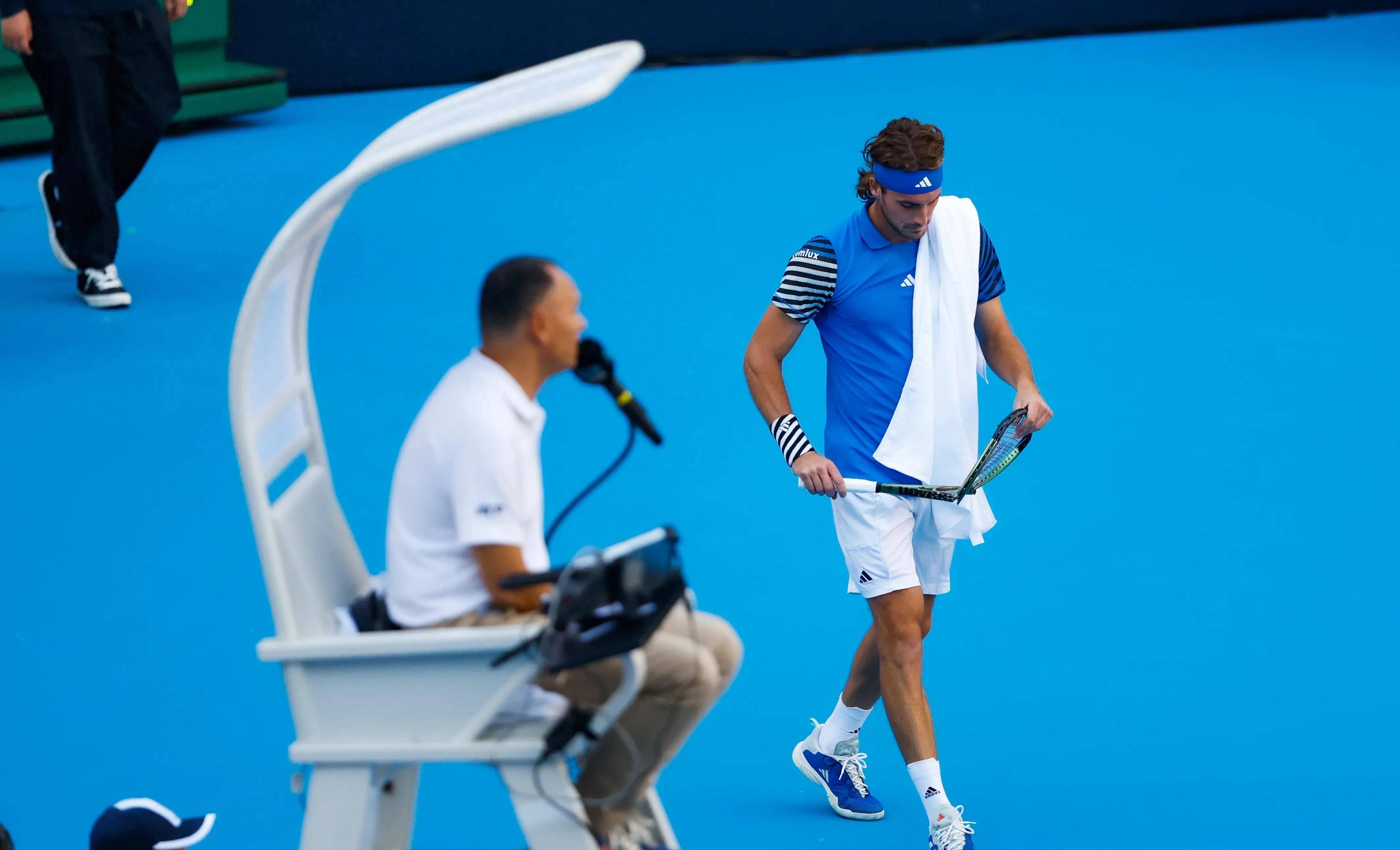 关于法国网球队鏖战德国网球队,西西帕斯制霸全场的信息 关于法国网球队鏖战德国网球队,西西帕斯制霸全场的信息