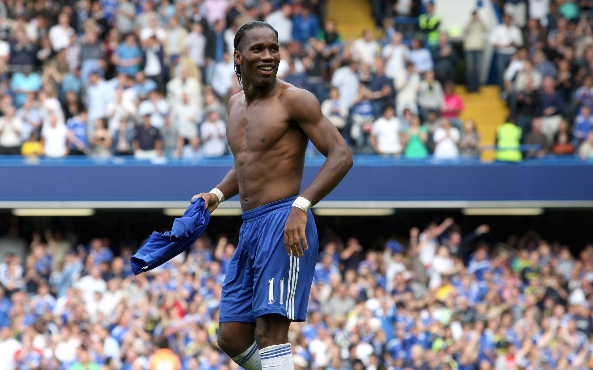 弗拉霍维奇一锤定音，阿尔及利亚淘汰安哥拉背后的战术博弈与英雄时刻